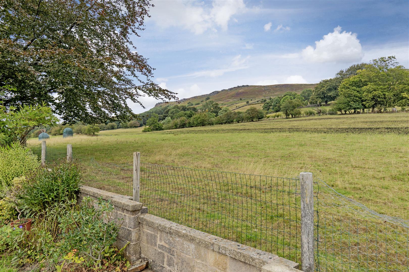 The Cuillins, West Lees Road, Bamford, S33 0BT