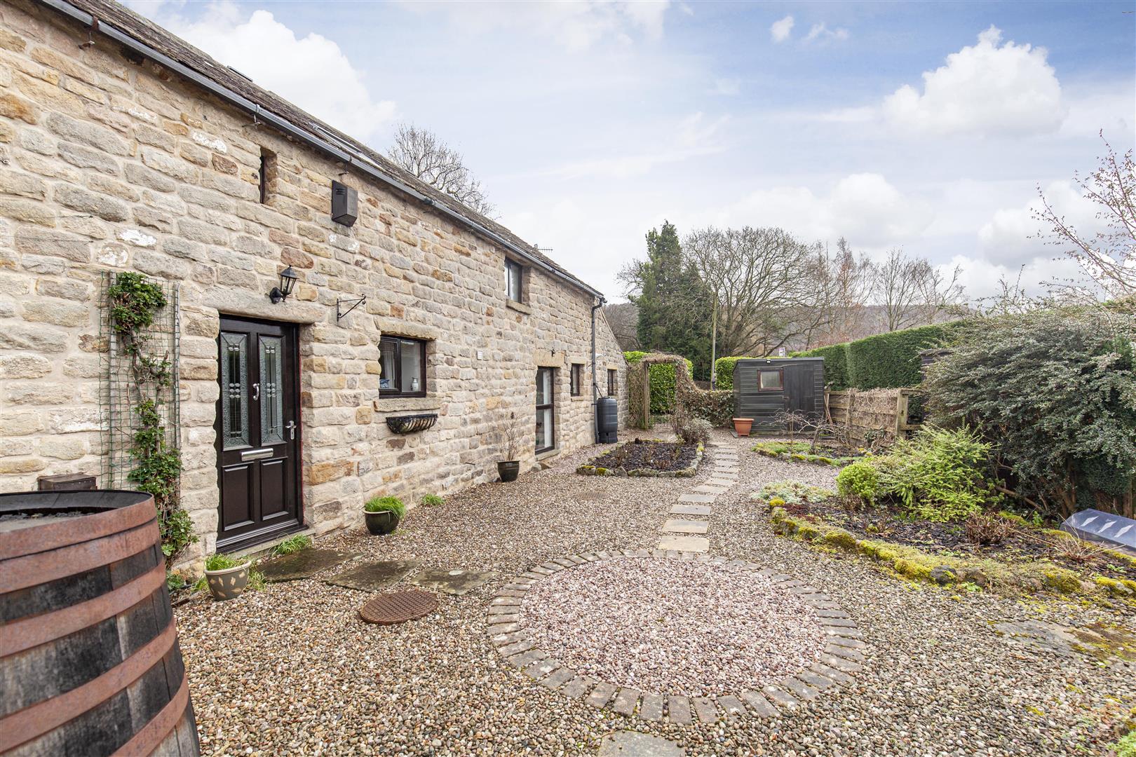 The Barn, Main Road, Grindleford, Hope Valley, S32 2HE