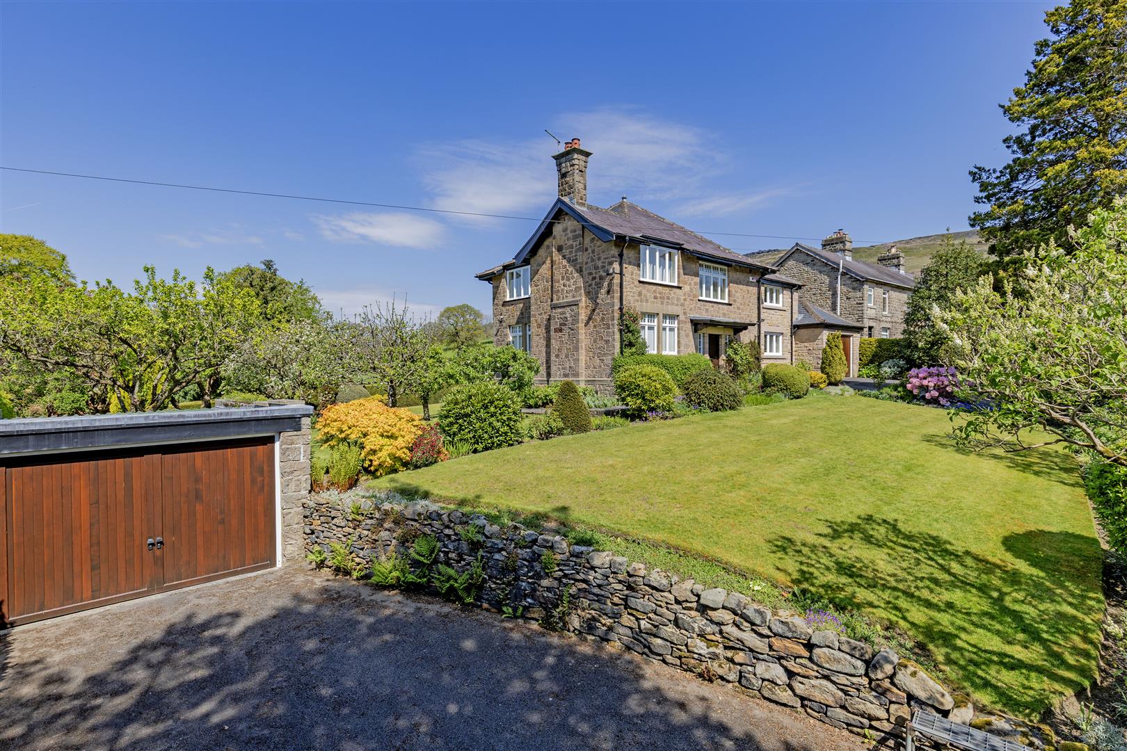 Mill Rise, The Hollow, Bamford, Hope Valley, S33 0DU