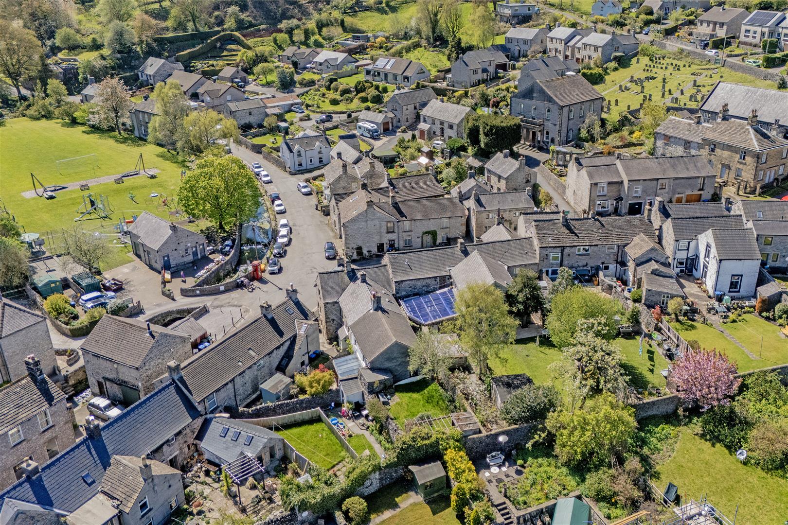 High Peak House, Towngate, Bradwell, Hope Valley, S33 9JX