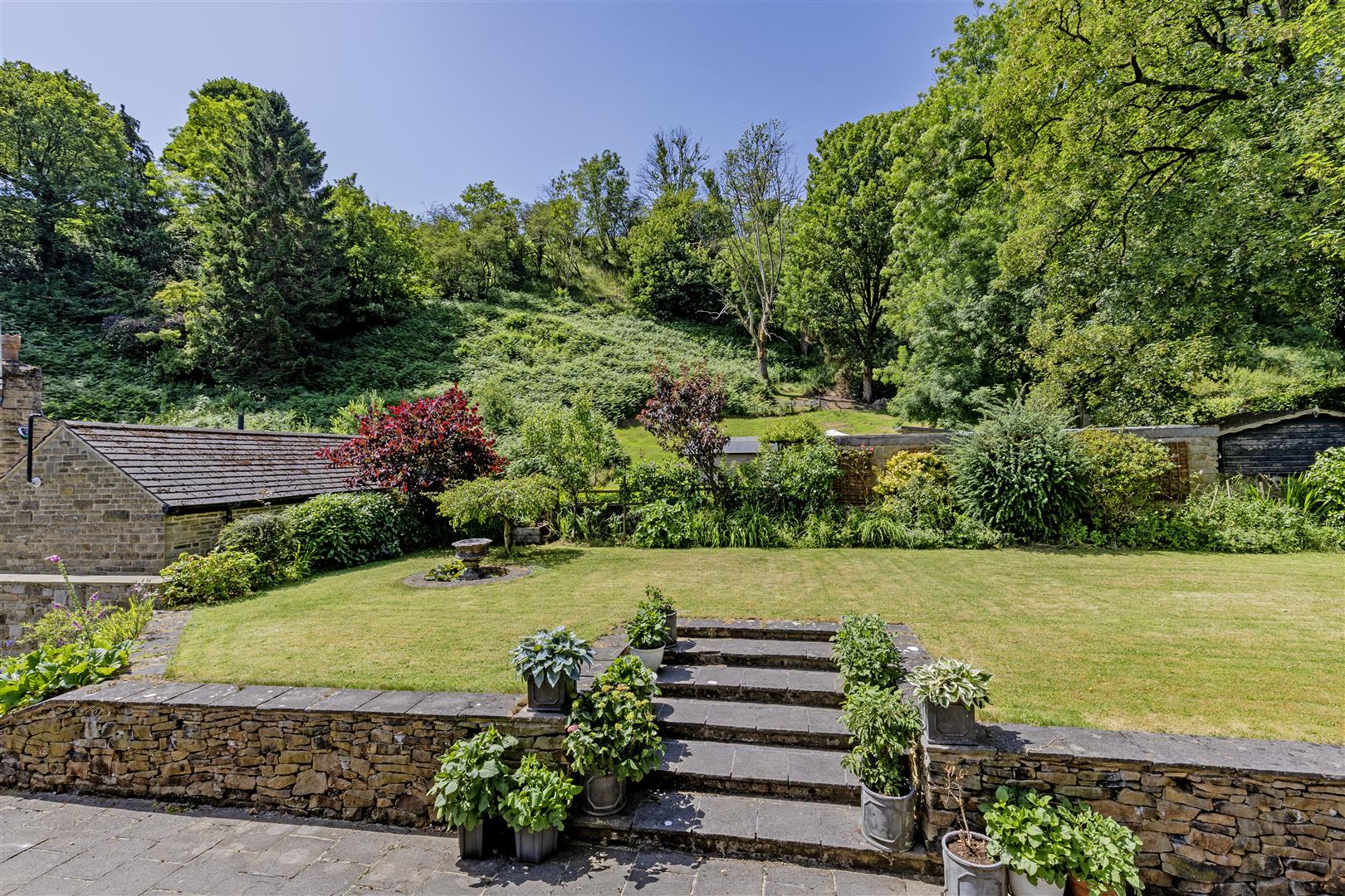 Elgin House, Carr Lane, Thornhill, Bamford, Derbyshire, S33 0AJ