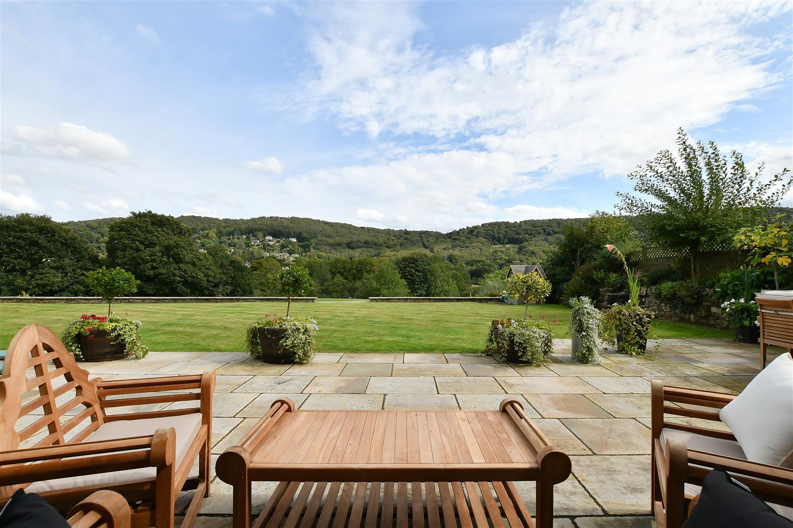 Fold Cottage, Hathersage Road, Grindleford, Hope Valley, S32 2JH
