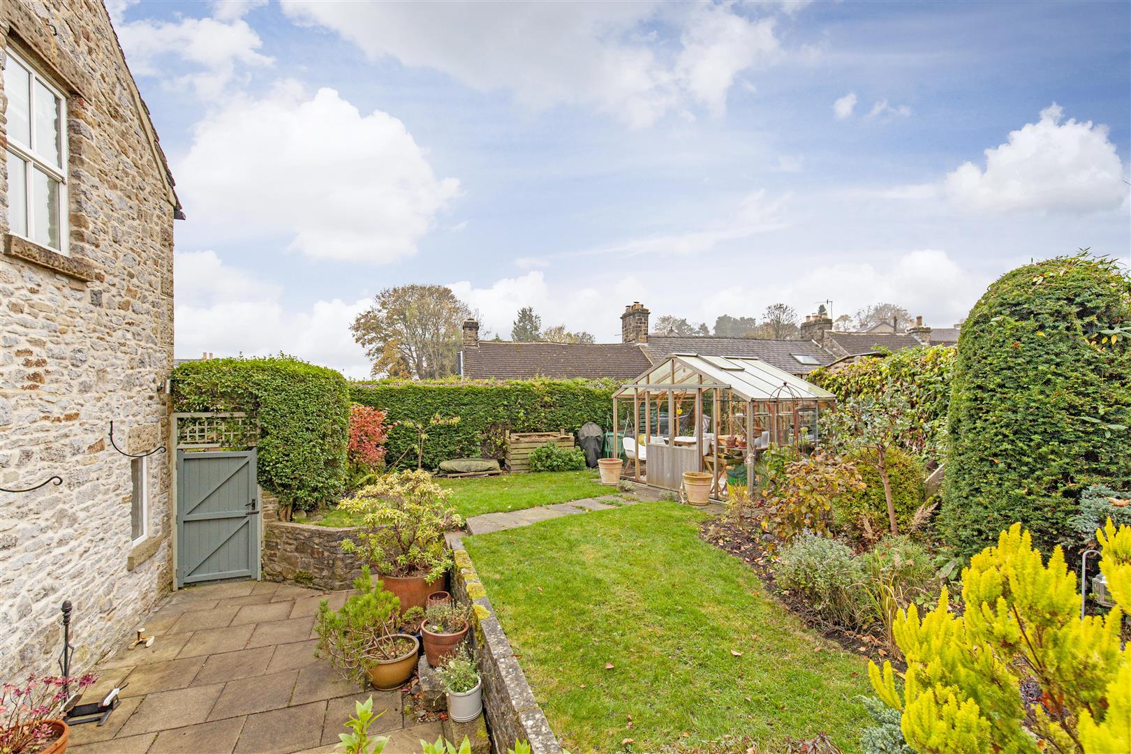 2 Highfield View, Townhead, Eyam, Hope Valley, S32 5RE