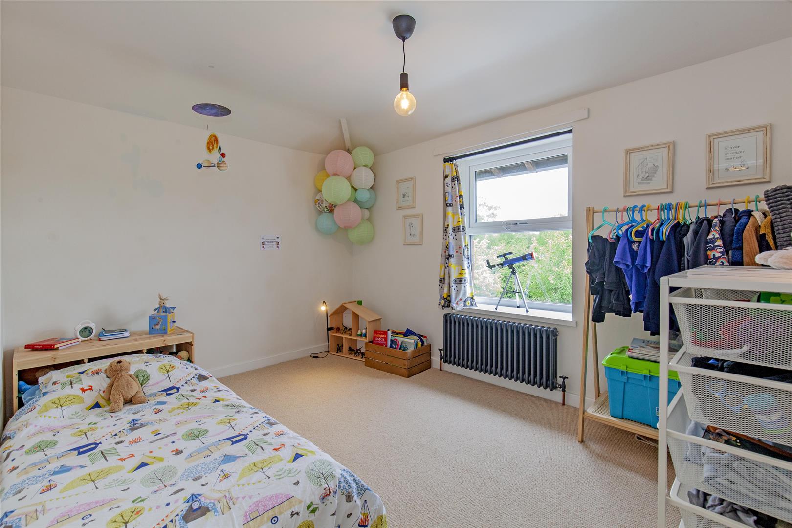 10, Greenhead Park, Bamford, Hope Valley, S33 0AS