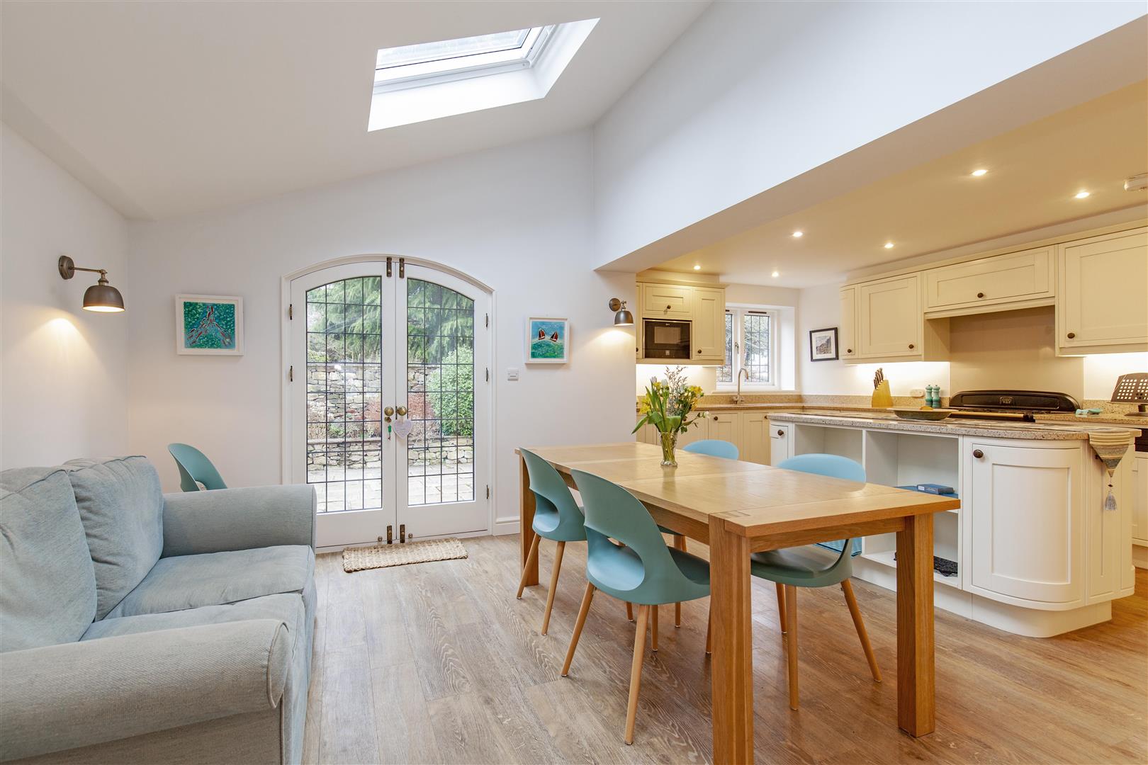 South View, The Square, Eyam, Hope Valley, S32 5RB