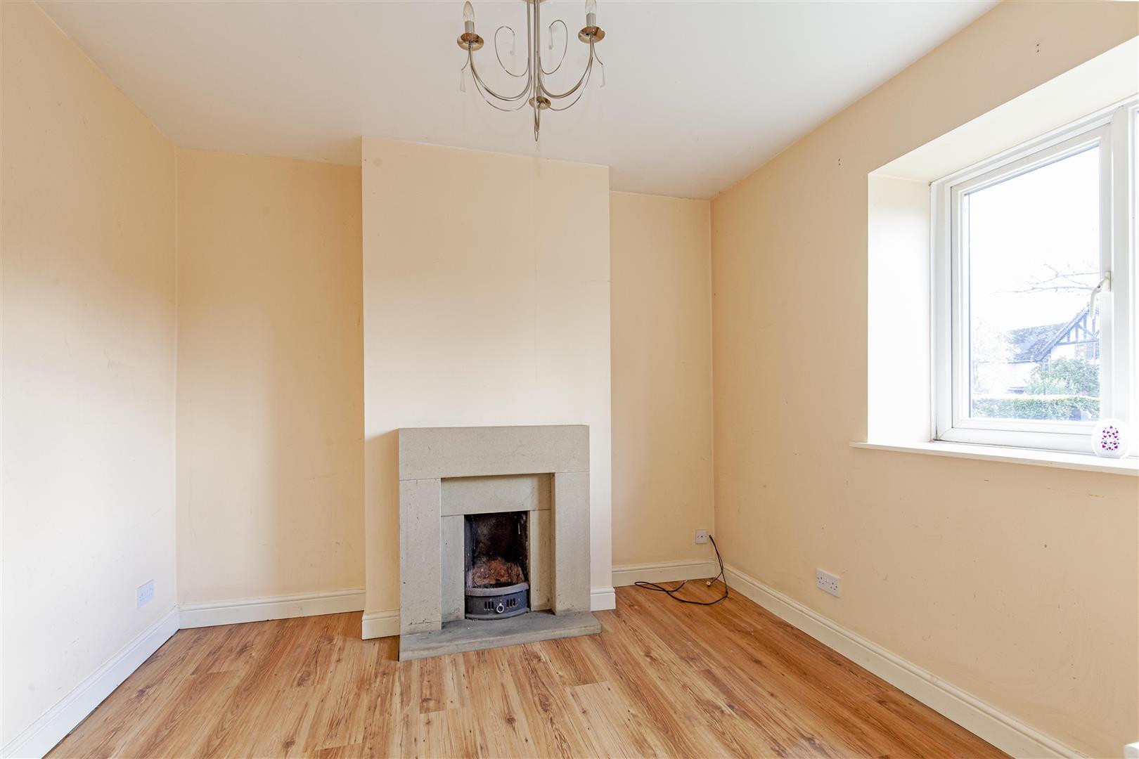 58, Castleton Road, Hope, Hope Valley, S33 6RD