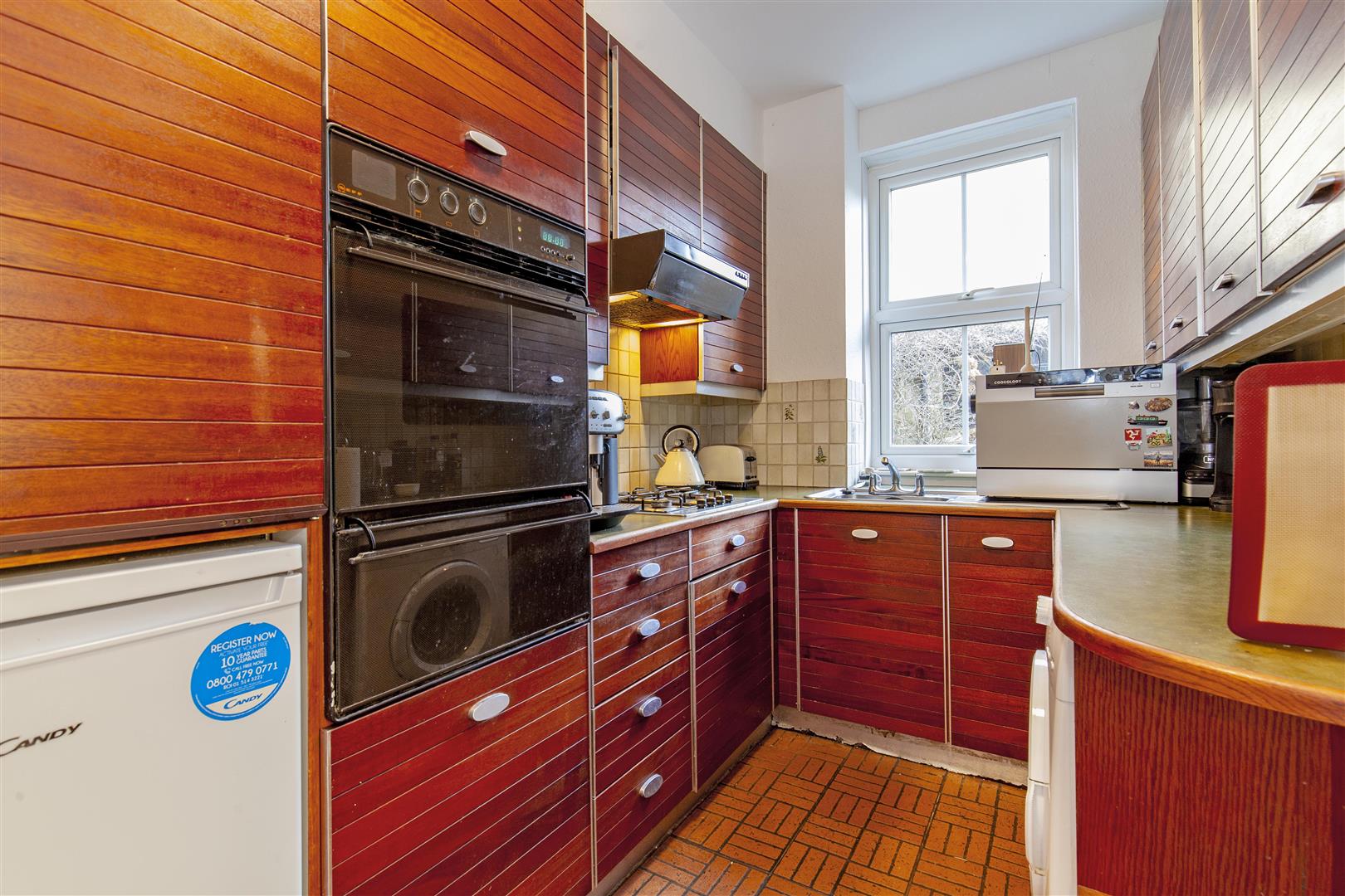 6, Mayfield Terrace, Hathersage, Hope Valley, S32 1BE