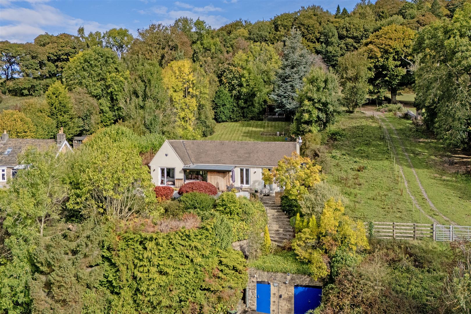 Heather Croft, Sheffield Road, Hathersage, Hope Valley, S32 1DA