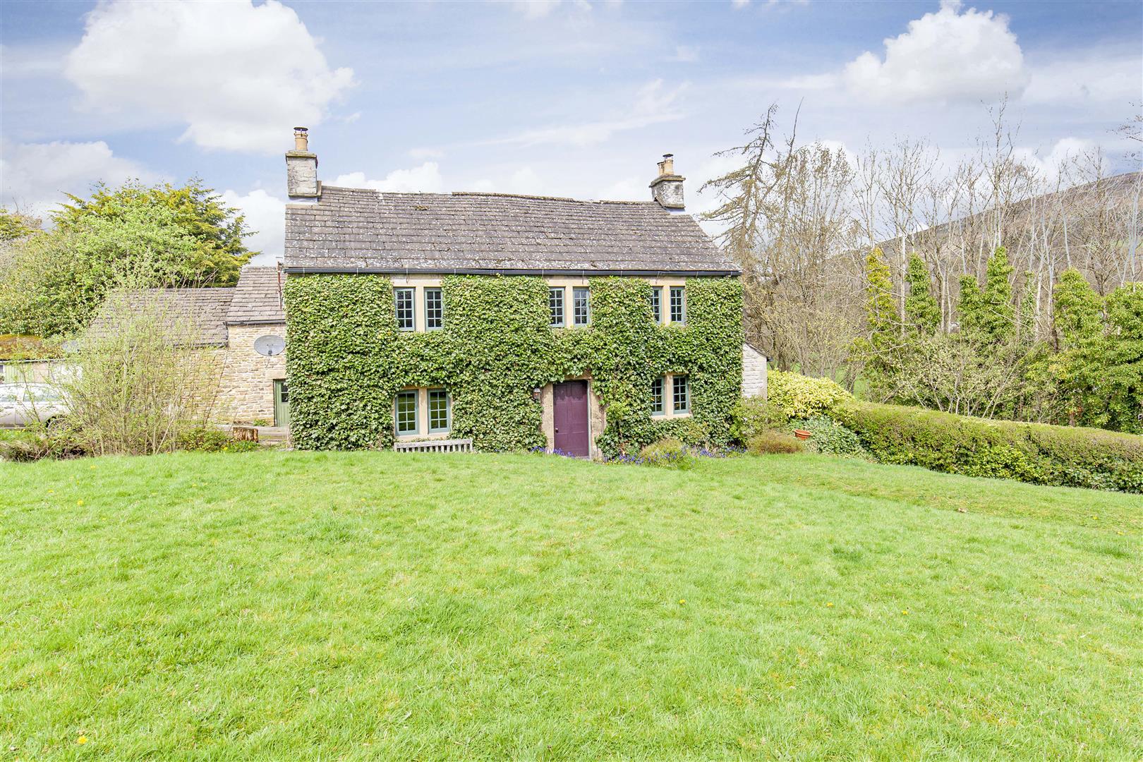 Weir Farm, Edale Road, Hope, Hope Valley, S33 6ZF