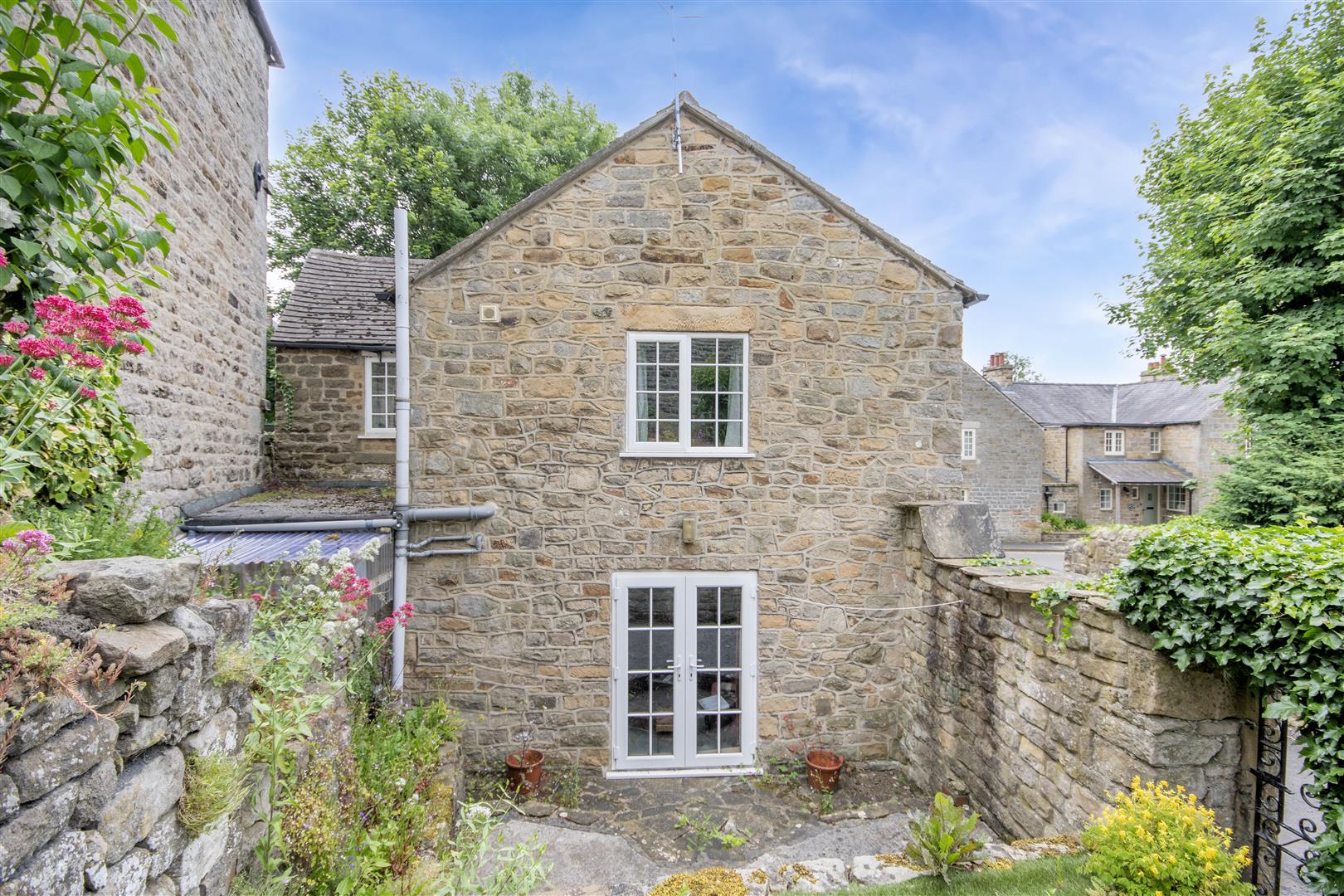 Sycamore Cottage, School Lane, Baslow, Bakewell, DE45 1RZ