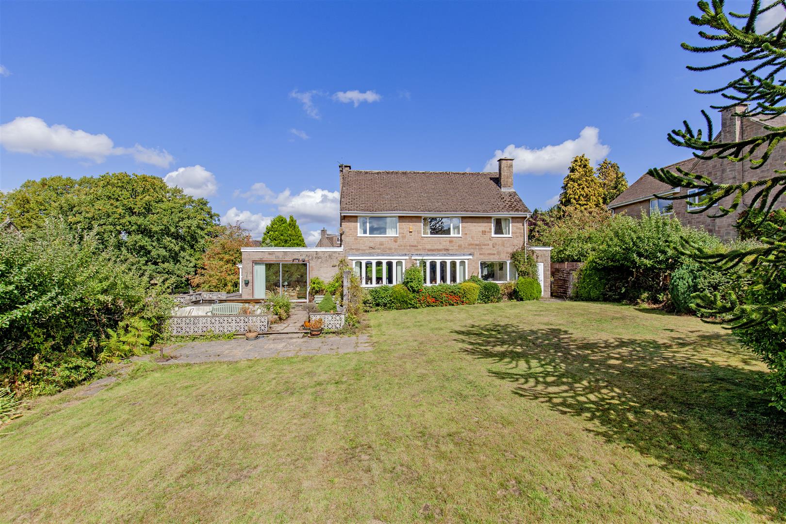 Strebor House, 4 St. Helens Croft, Grindleford, Hope Valley, S32 2JG