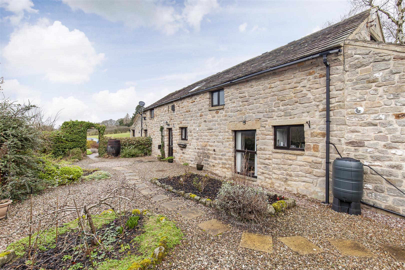 The Barn, Main Road, Grindleford, Hope Valley, S32 2HE