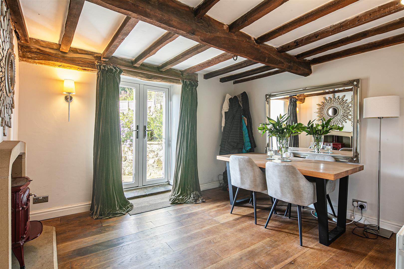 1, The Green, Grindleford, Hope Valley, S32 2HH