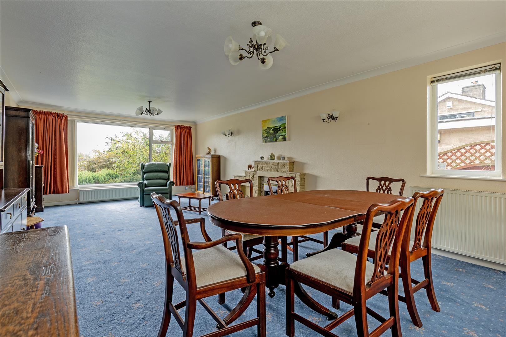 The Cuillins, West Lees Road, Bamford, S33 0BT