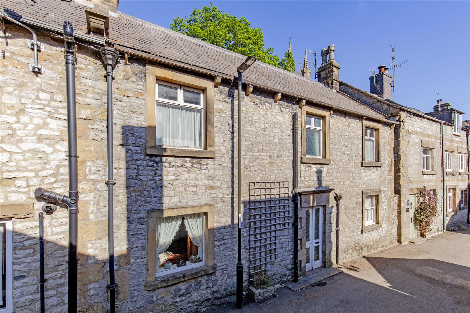 Pursglove Lodge No 2, 4, Pursglove Road, Tideswell, Buxton, SK17 8LG