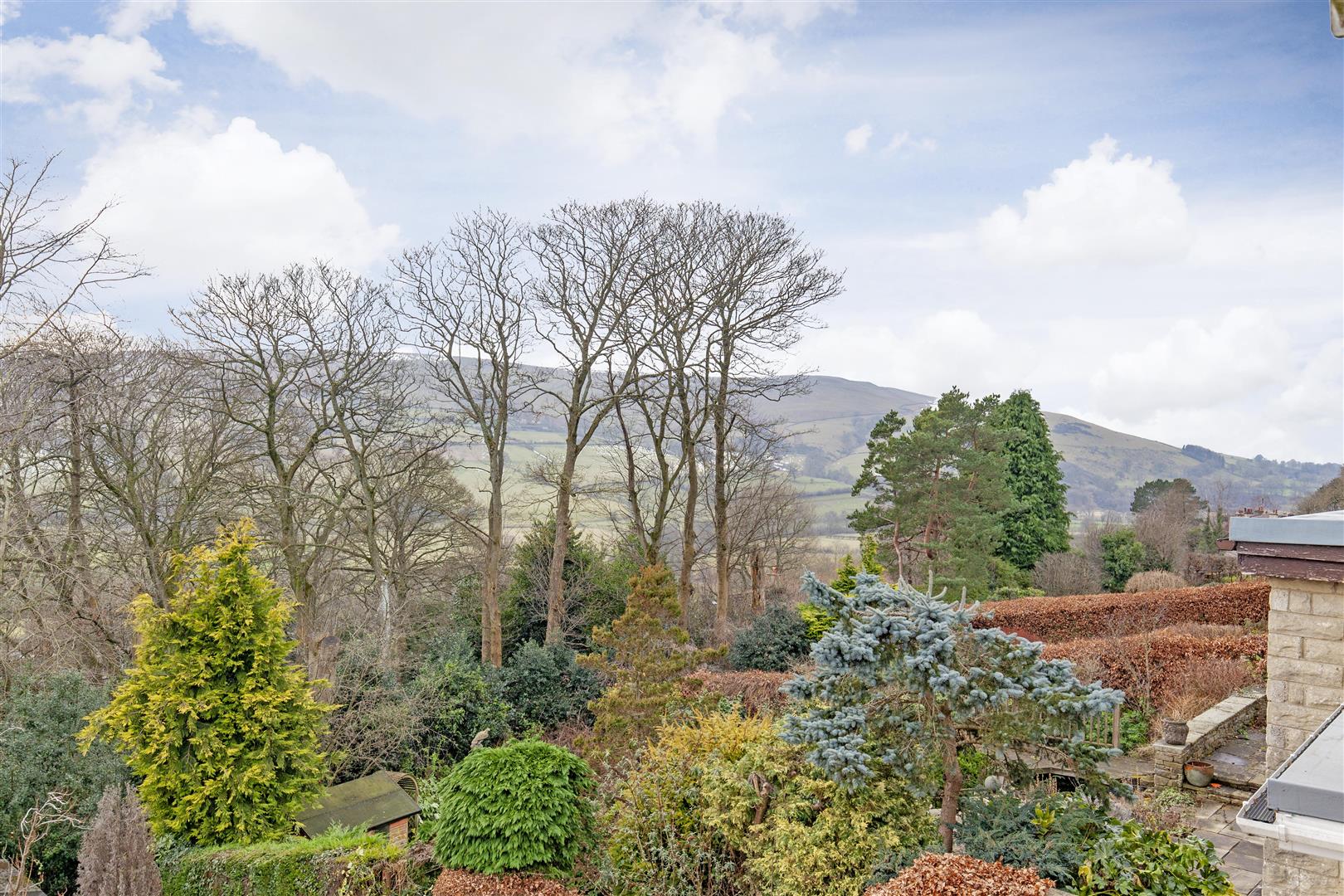 7, Derwent Lane, Hathersage, Hope Valley, S32 1AS