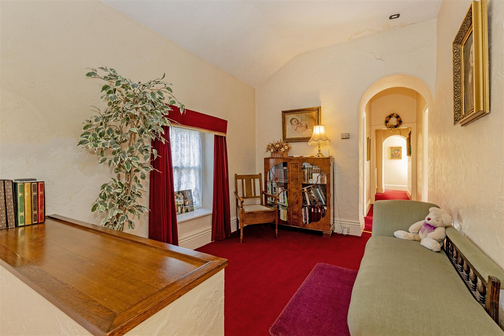 Knoll House, Joan Lane, Bamford, Hope Valley, S33 0AW