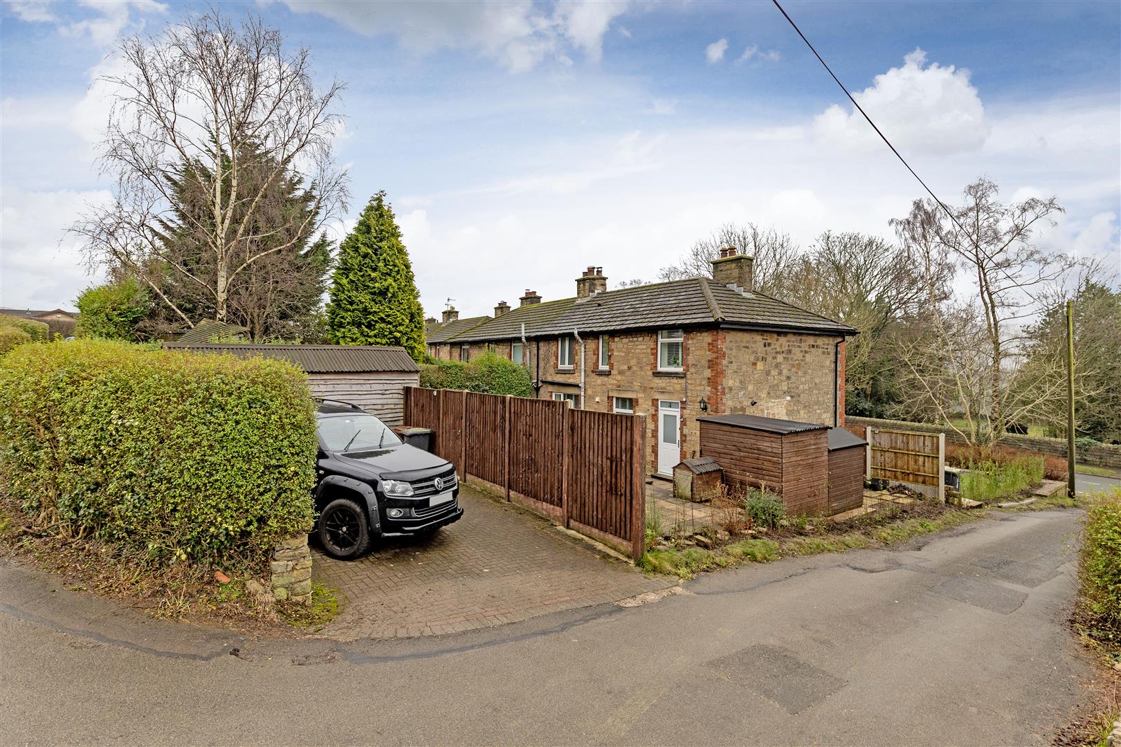 4, Greenhead Park, Bamford, Hope Valley, S33 0AS