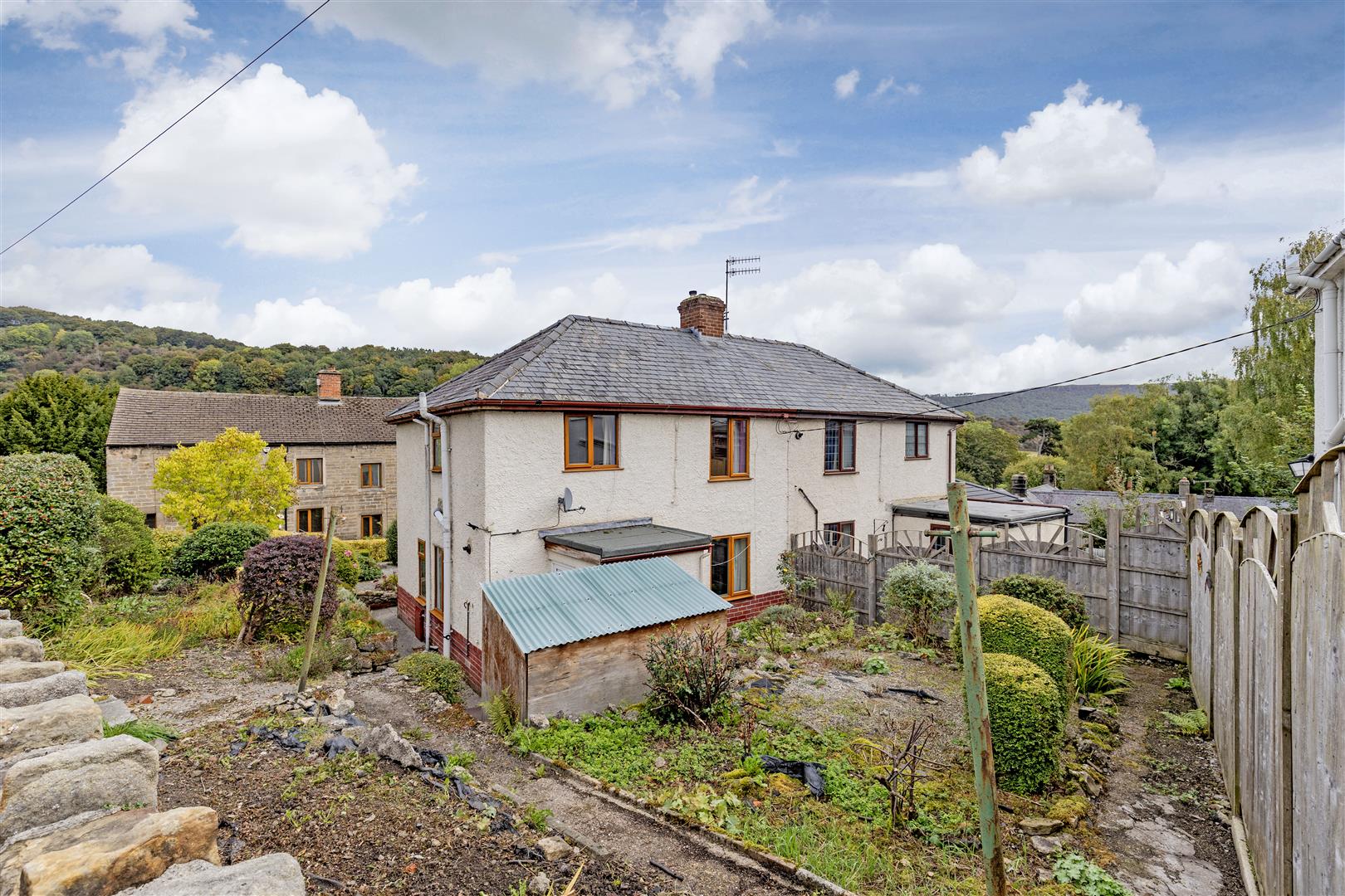 2, Denman Crescent, Stoney Middleton, Hope Valley, S32 4TG