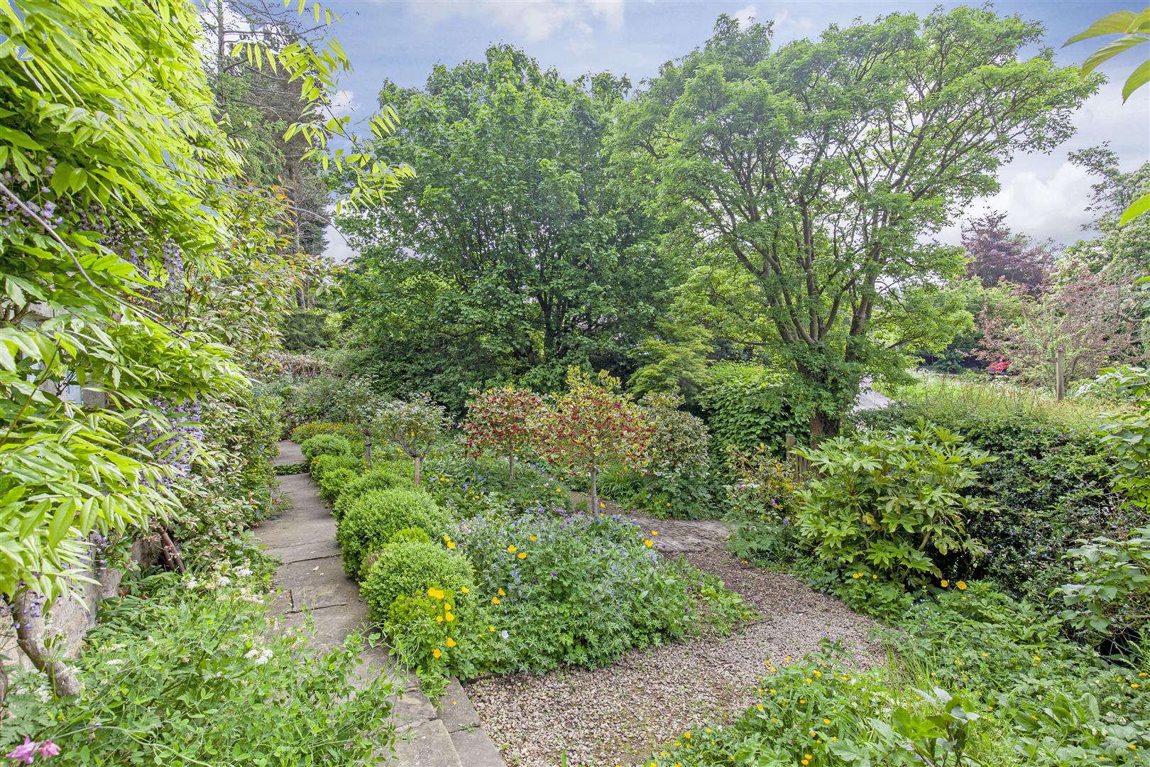 Little Gatehouse, Gatehouse Lane, Hathersage, Hope Valley, S32 1BQ