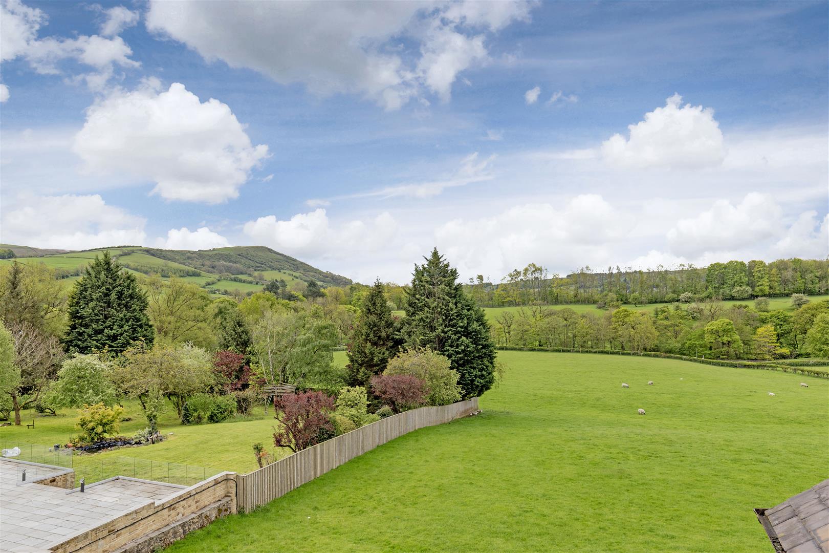 2 Railway Cottages, Station Road, Hope, Hope Valley, S33 6RR