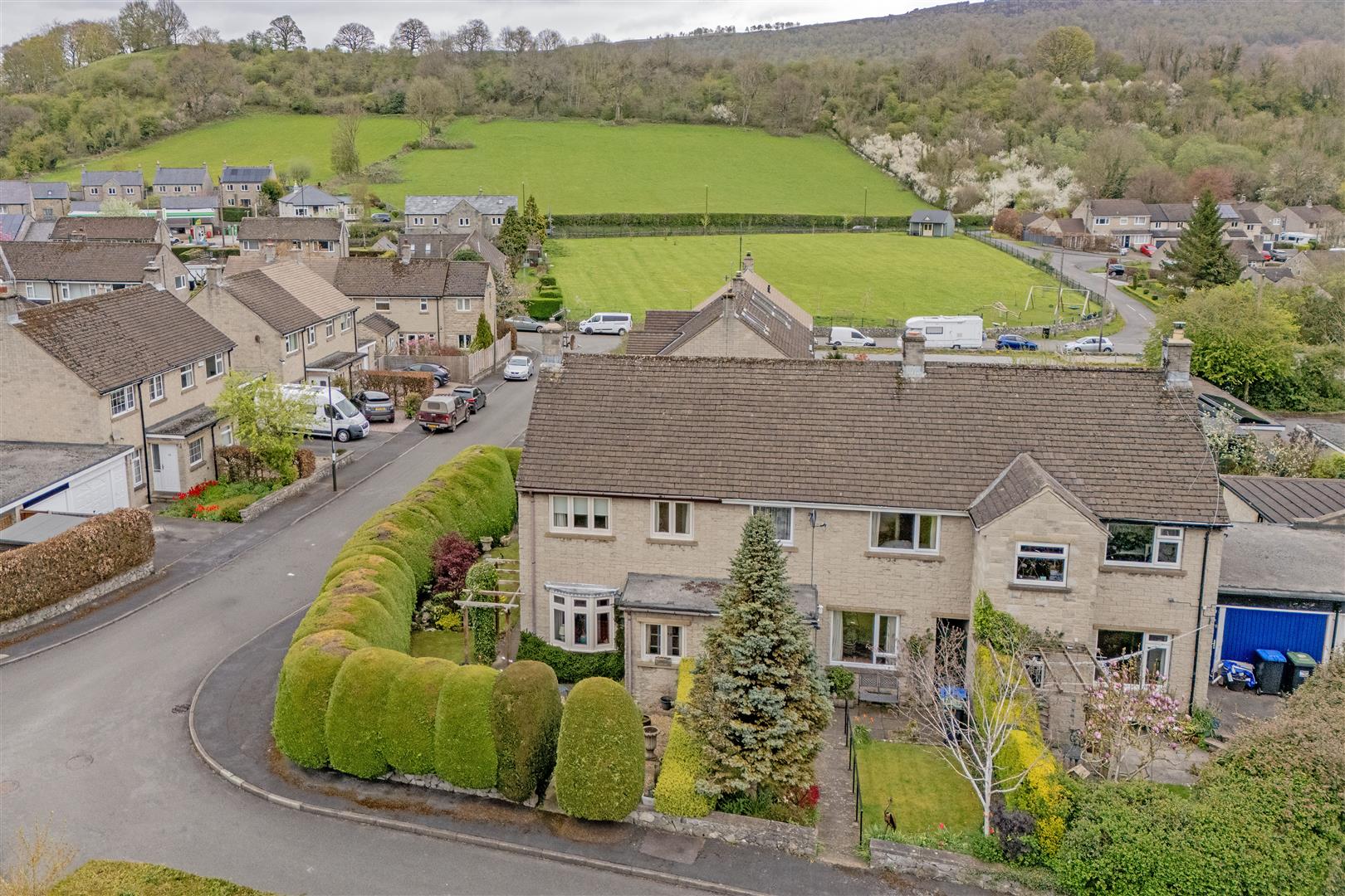 4, Lowside Close, Calver, Hope Valley, S32 3WZ