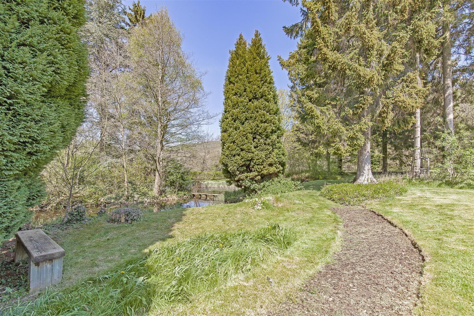 3, Riverside Court, Calver, Hope Valley, S32 3YW