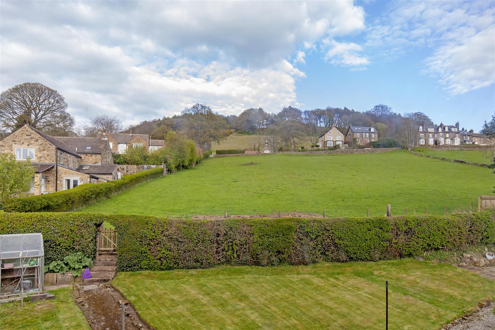 Ash Vale, Ninelands Road, Hathersage, Hope Valley, S32 1BJ
