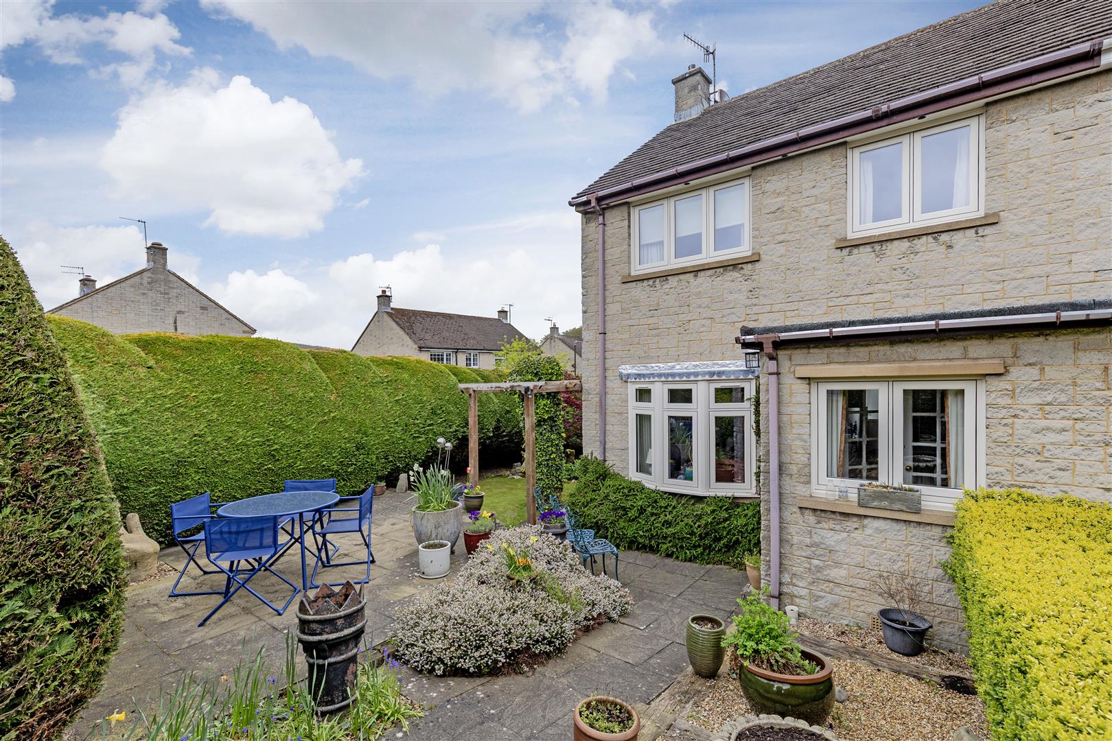 4, Lowside Close, Calver, Hope Valley, S32 3WZ