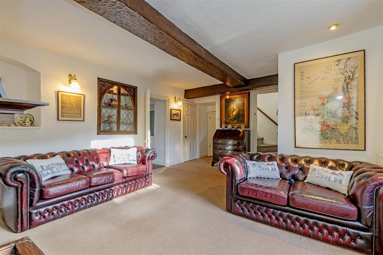 1 Millers Bank, School Lane, Hathersage, S32 1BZ