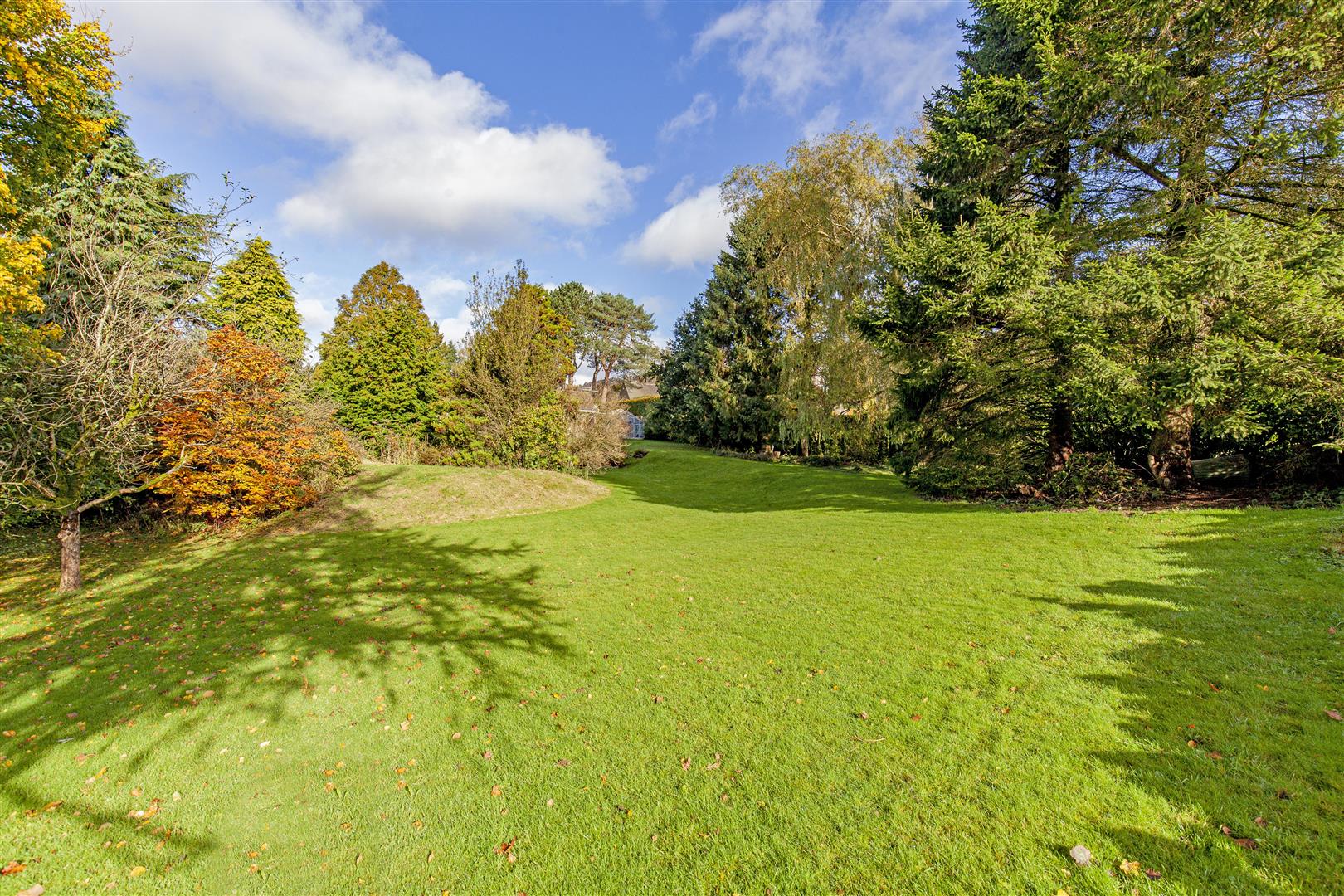 Heatherfield, Bar Road, Curbar, Hope Valley, S32 3YB
