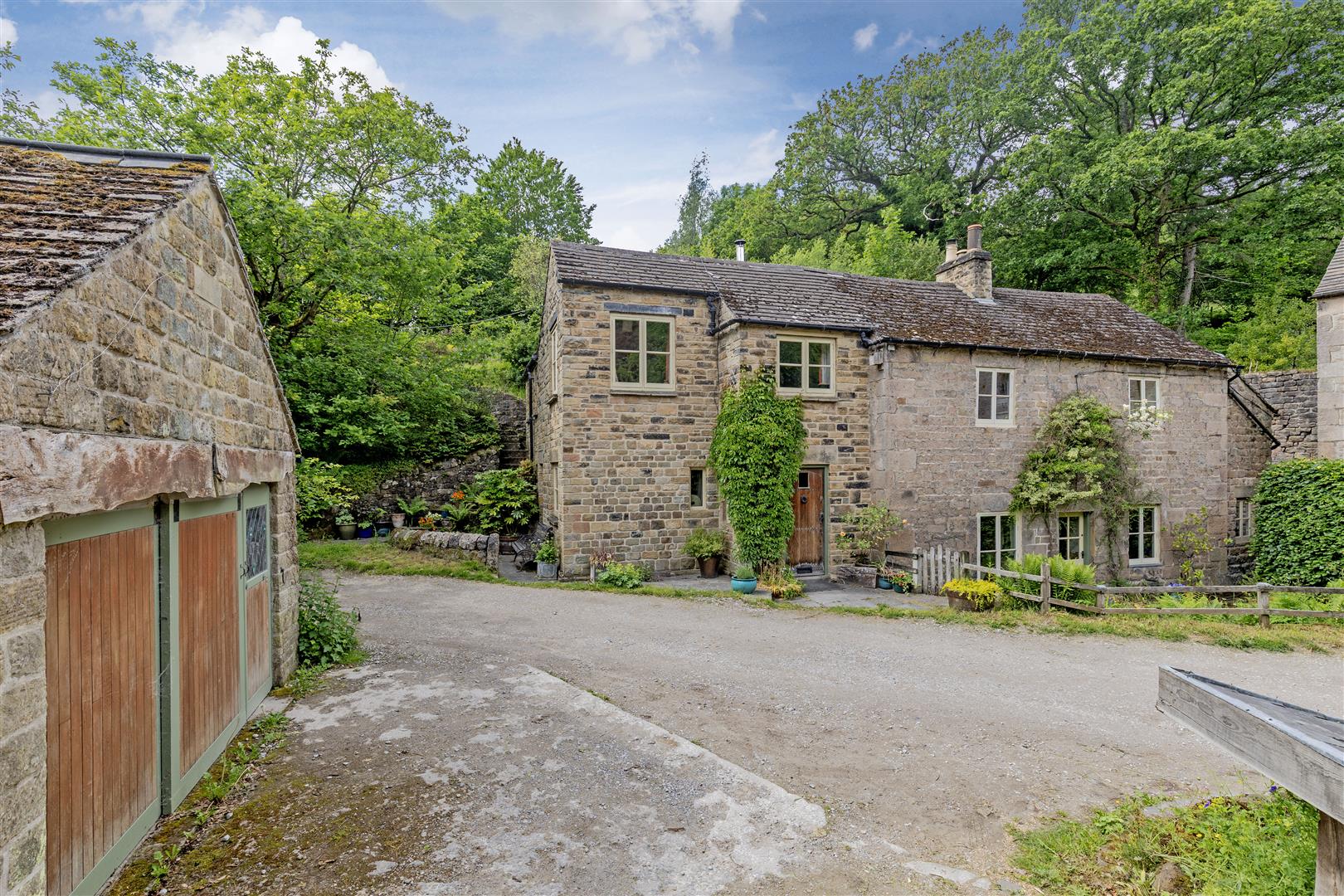 Padley Mill Cottage, Upper Padley, Grindleford, Hope Valley, S32 2JA