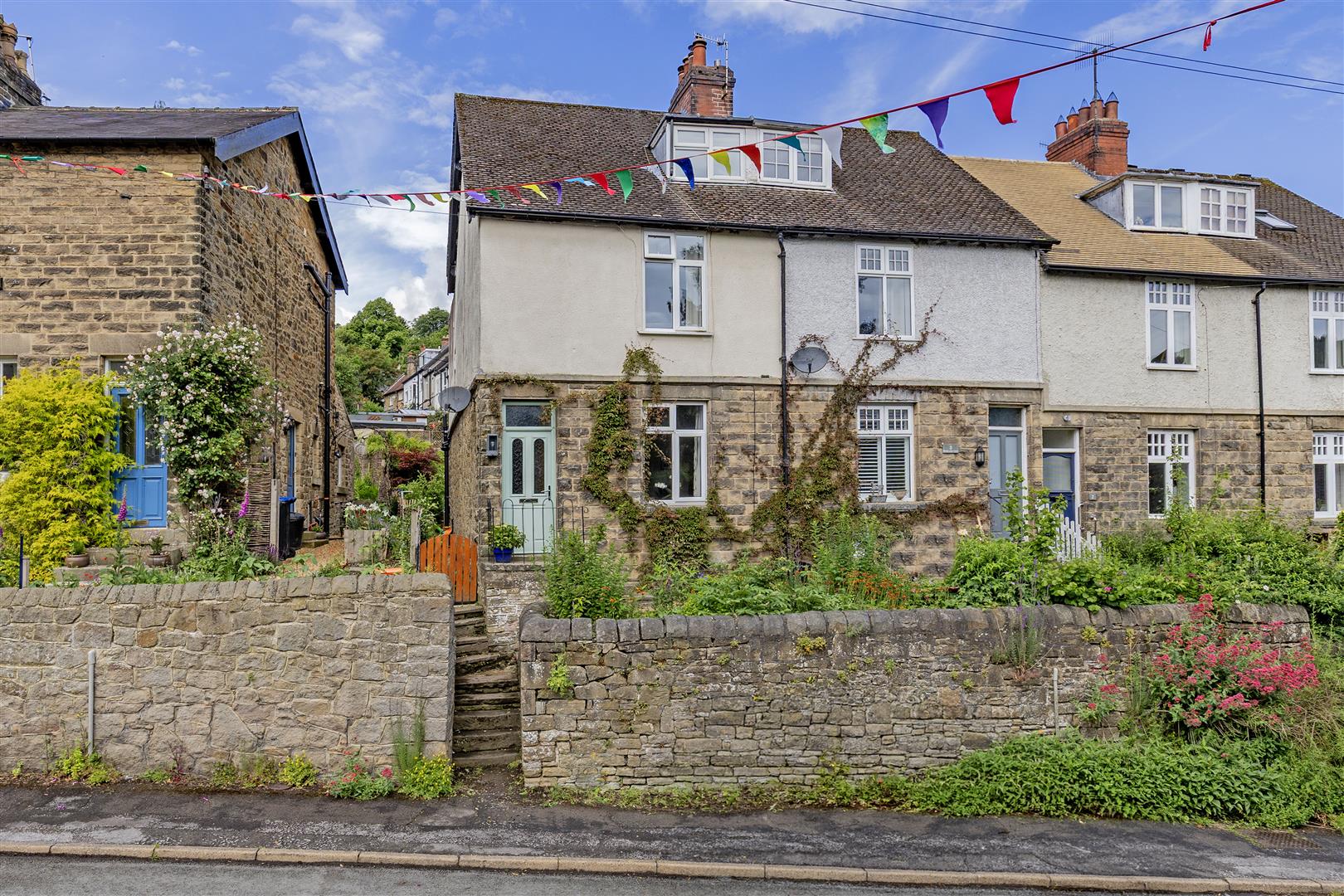 4, Woodland View, Grindleford, Hope Valley, S32 2HZ