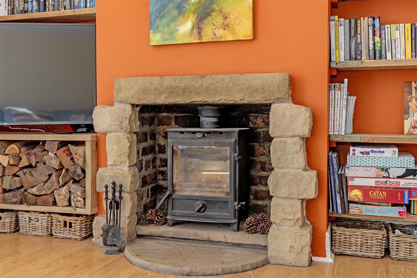 The Owl House, 3 Main Road, Grindleford, Hope Valley, S32 2JN