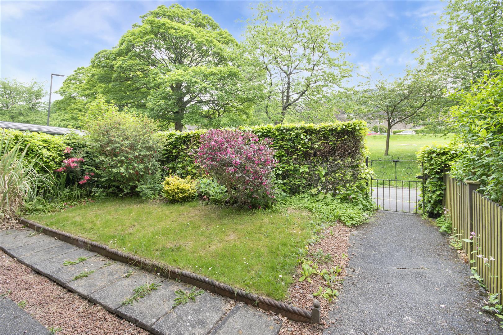 3, Steward Gate, Bamford, Hope Valley, S33 0BP