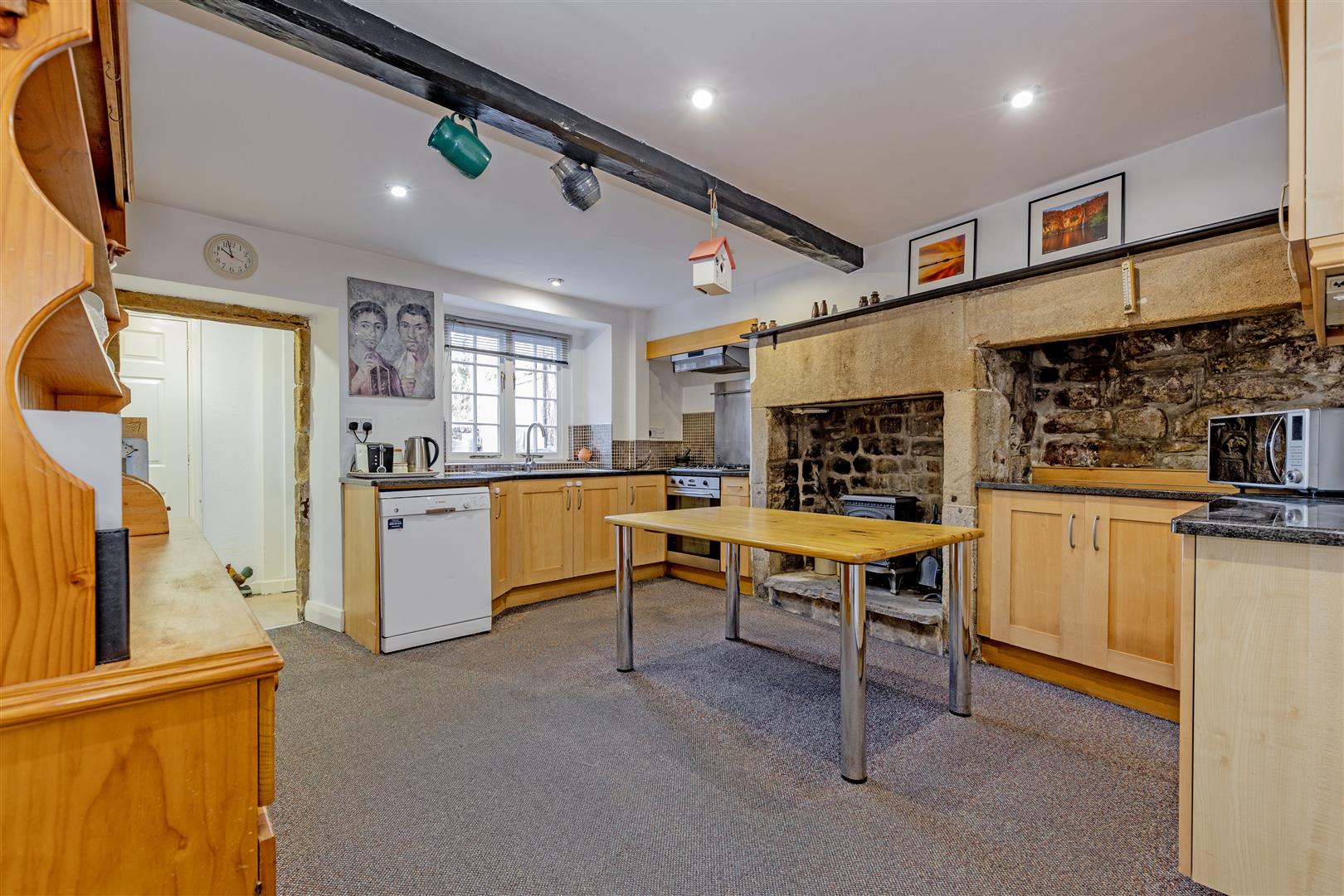 1 Millers Bank, School Lane, Hathersage, S32 1BZ
