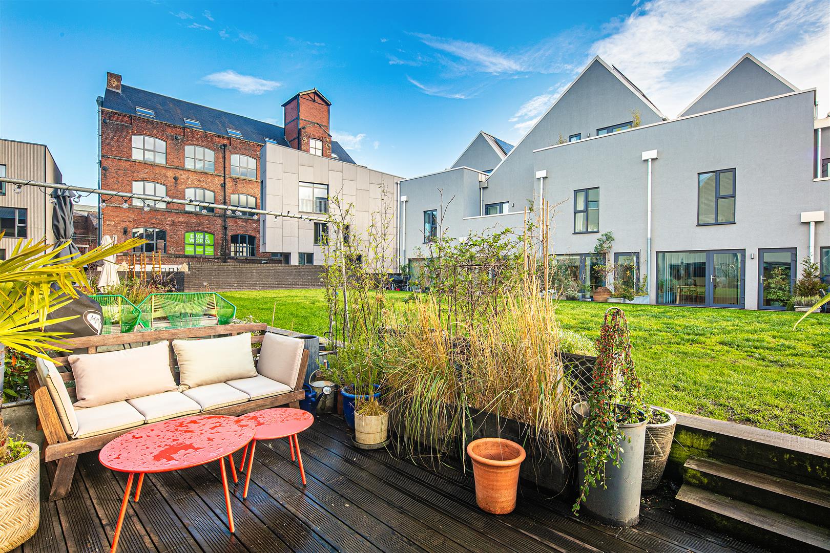 9, Lizzie Lane, Sheffield, S3 8AZ