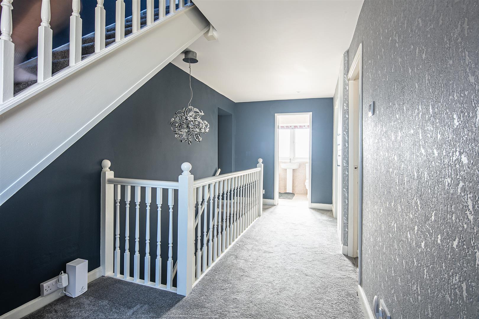 4, Everard Avenue, Sheffield, S17 4LZ