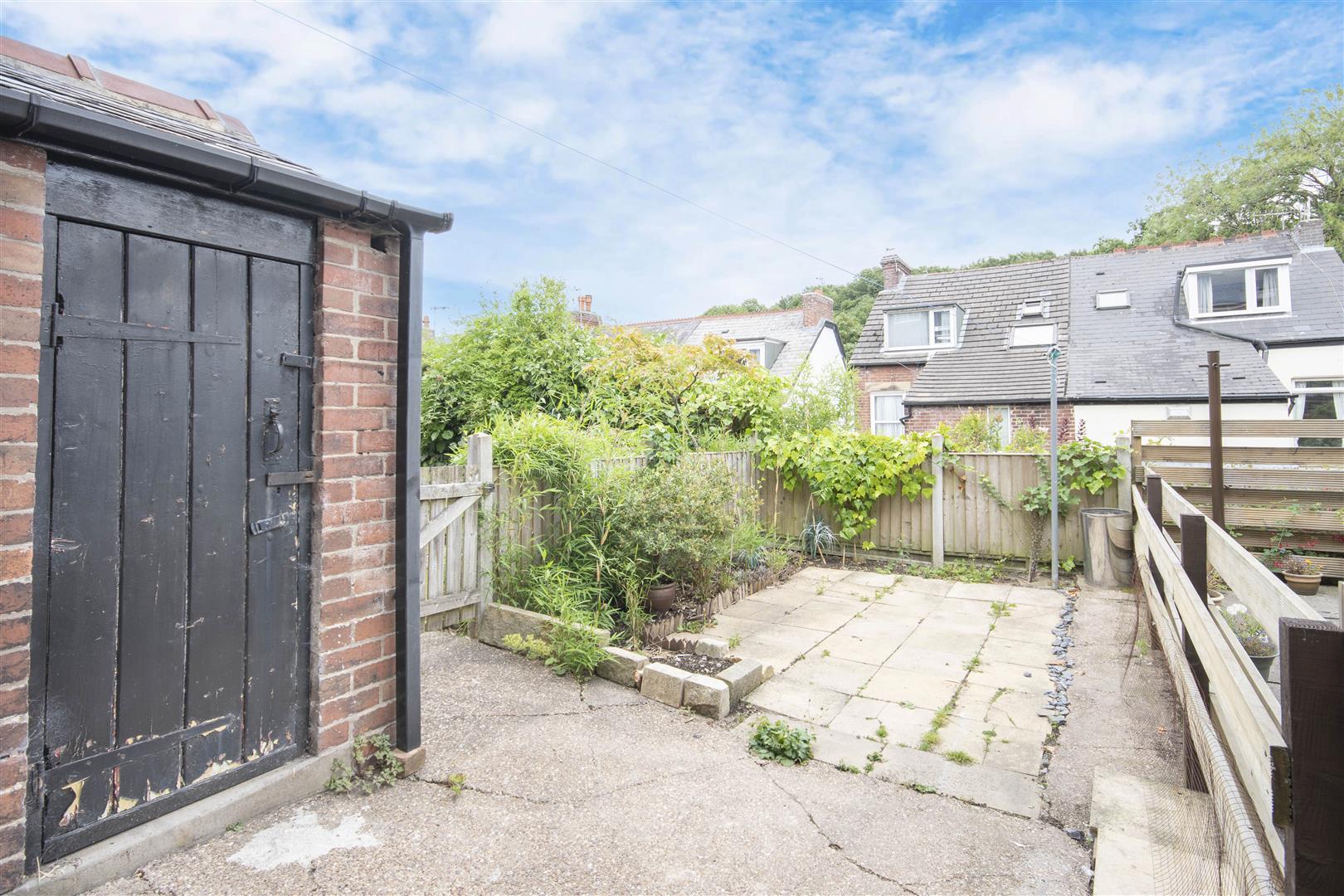 33, Frickley Road, Nether Green, Sheffield, S11 7EX