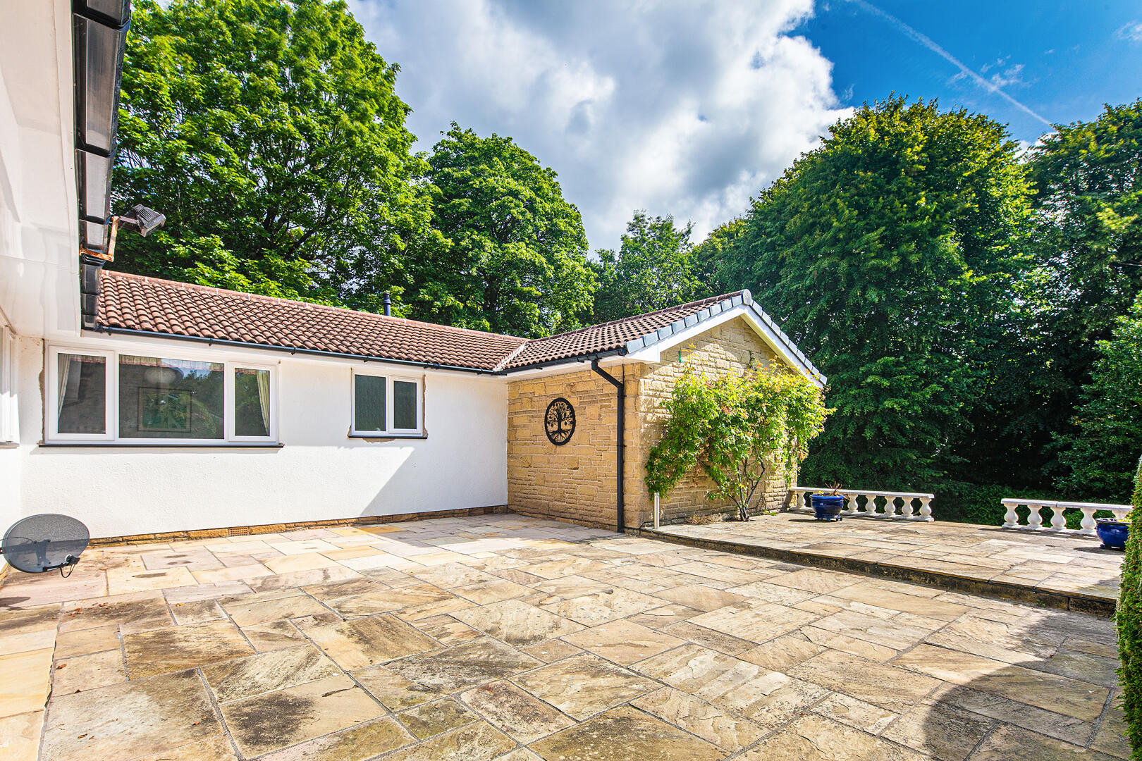 1, Thornsett Gardens, Sheffield, S17 3PP