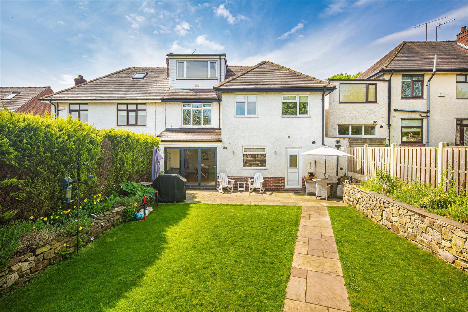 28, Abbeydale Park Rise, Dore, Sheffield, S17 3PD