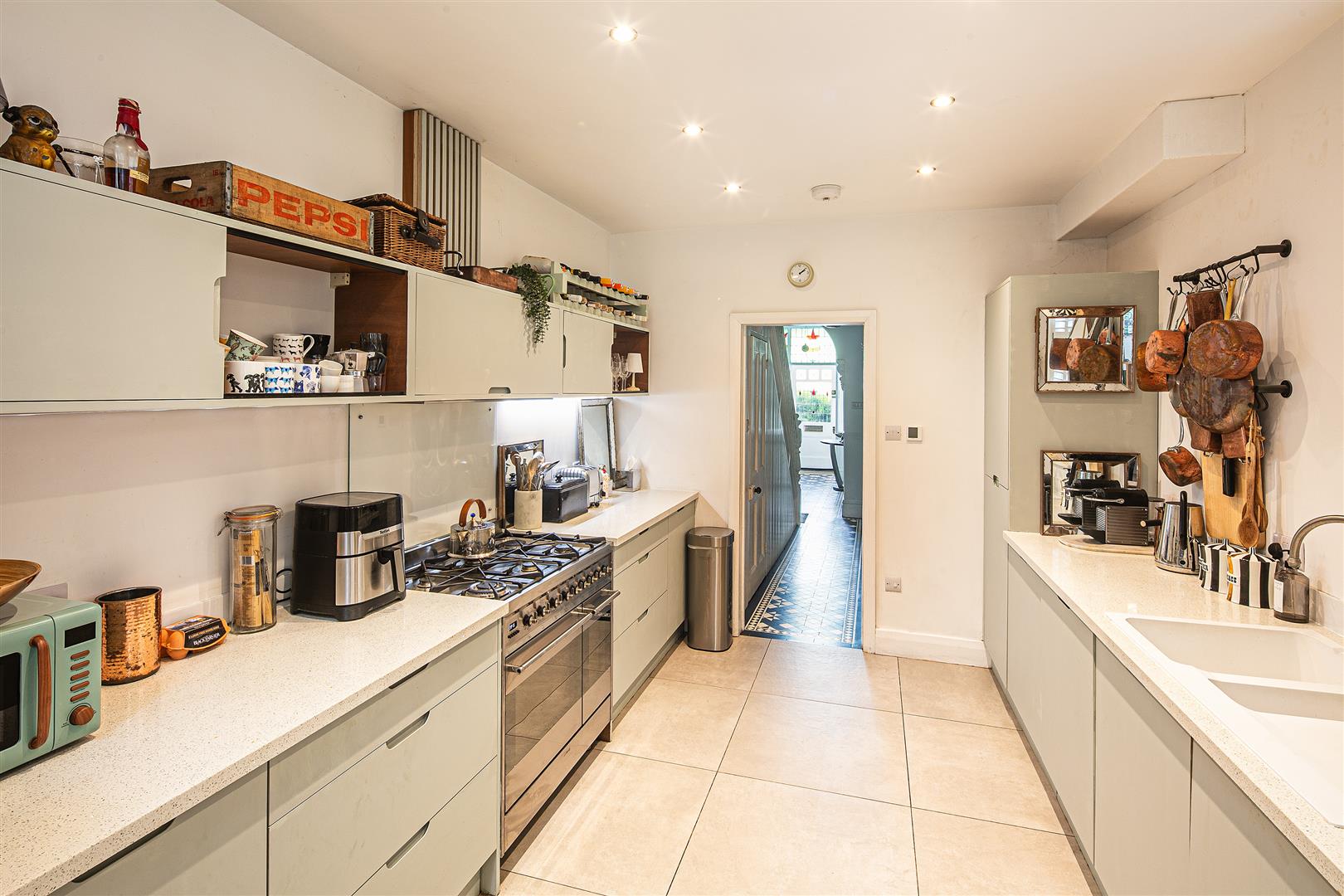 729, Ecclesall Road, Sheffield, S11 8TG