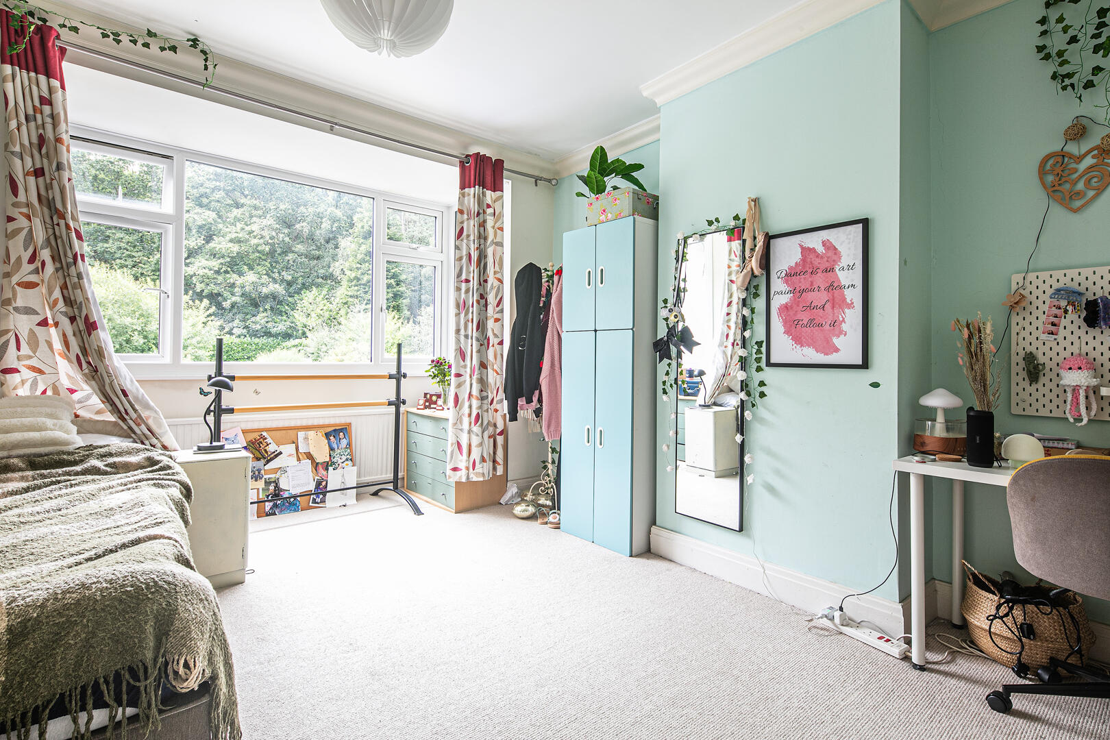 121, Dobcroft Road, Sheffield, S7 2LT