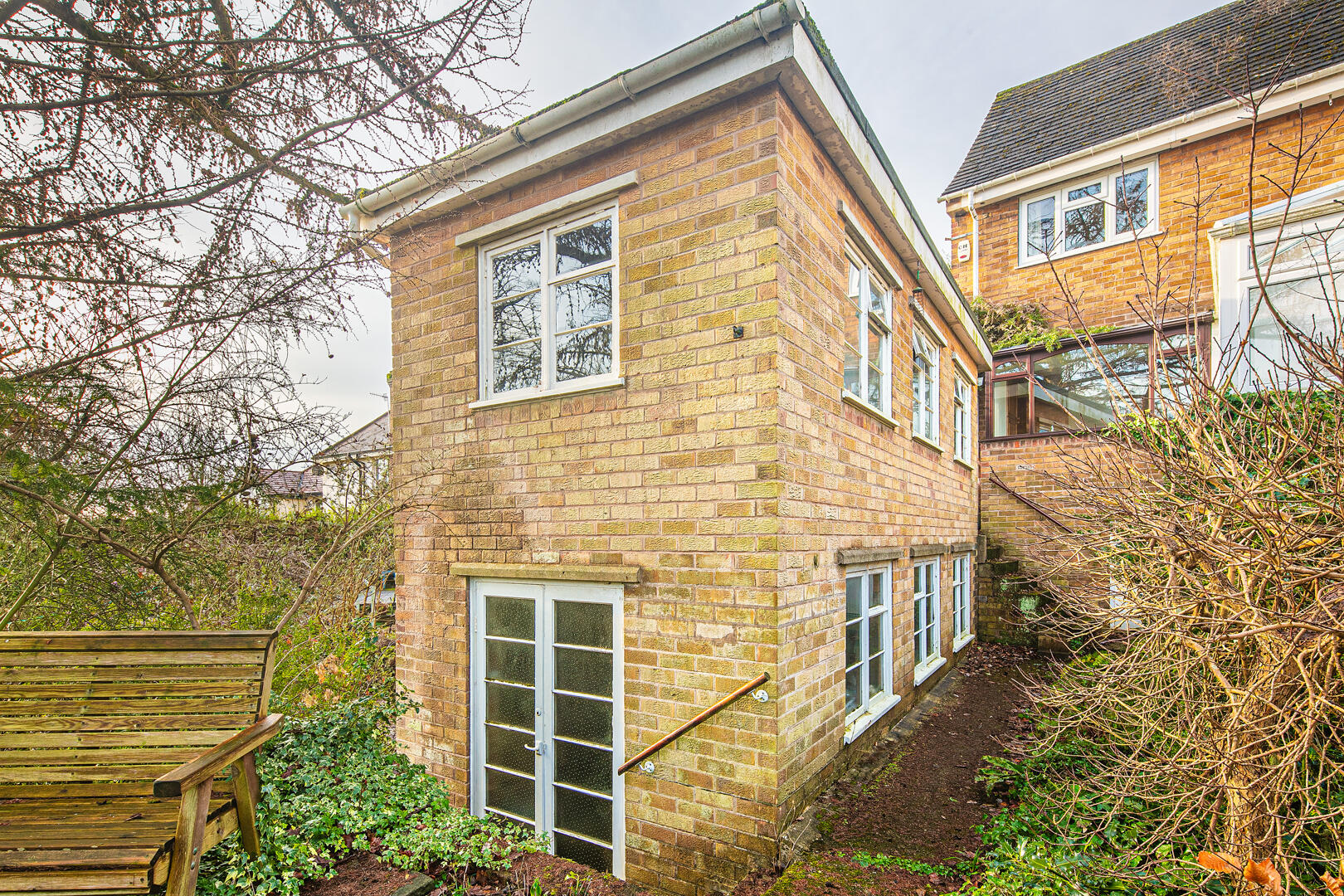 104, Tom Lane, Sheffield, S10 3PF