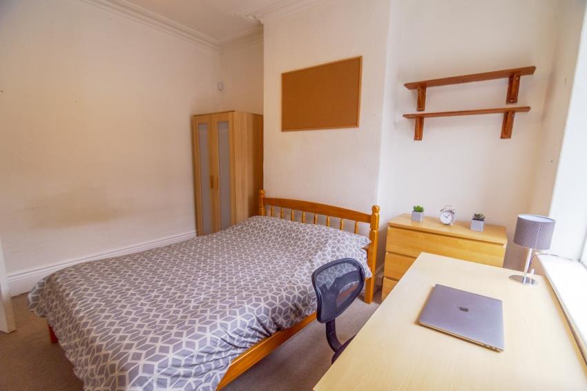 38, Beehive Road, Crookesmoor, Sheffield, S10 1EP