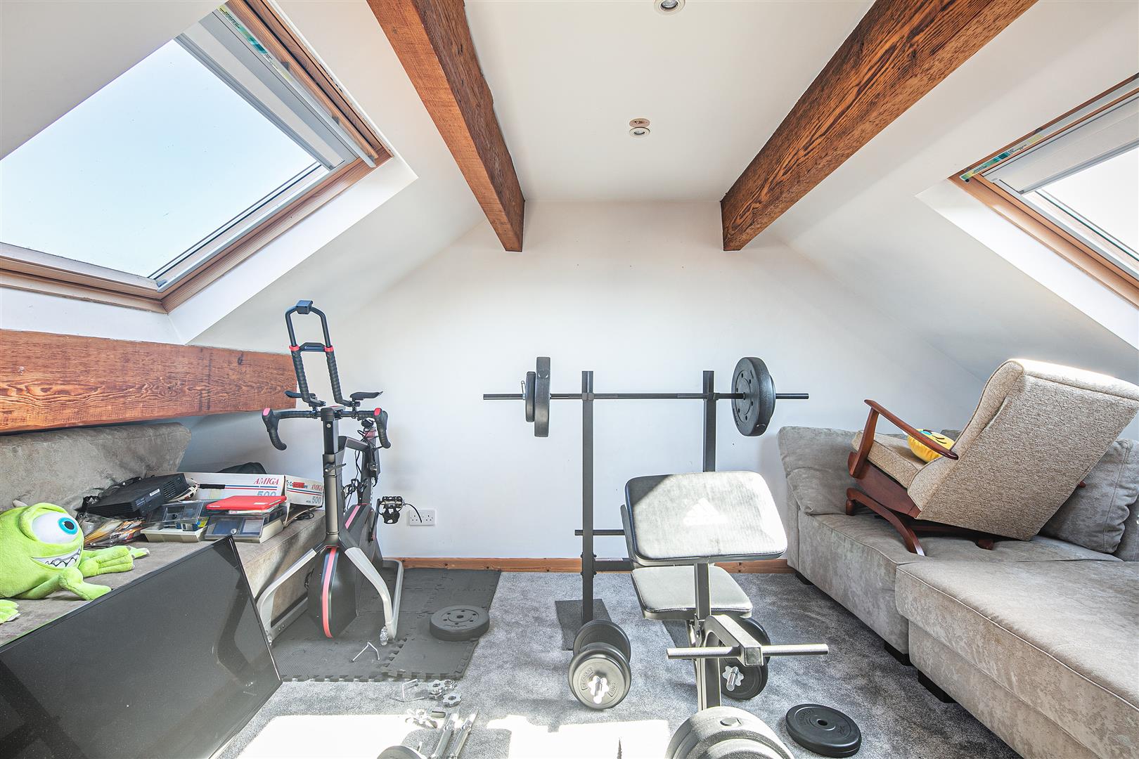 4, Everard Avenue, Sheffield, S17 4LZ