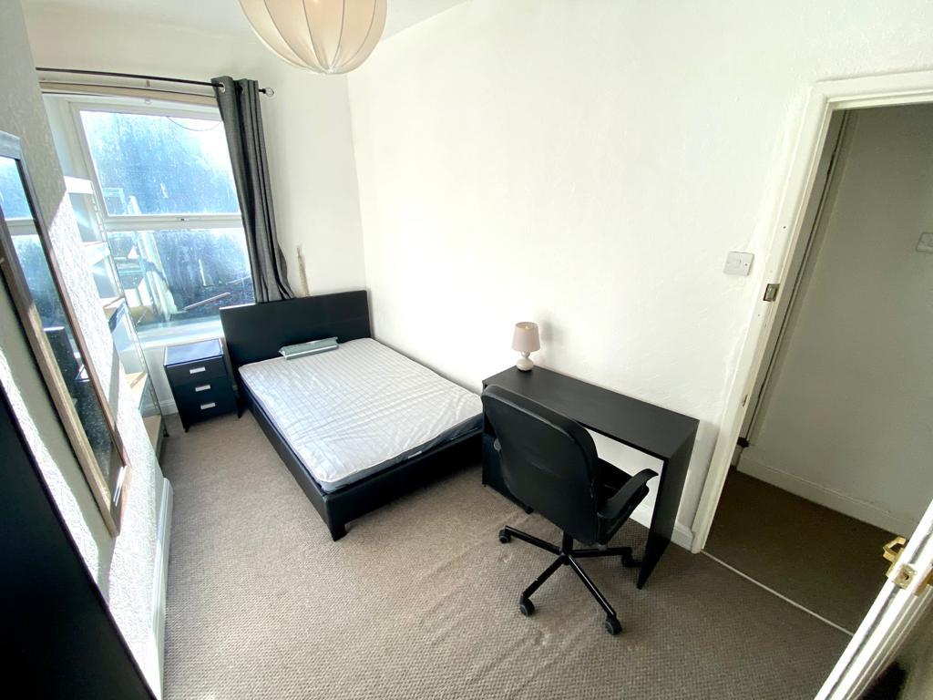 197, Springvale Road, Common Side, Sheffield, S6 3NT