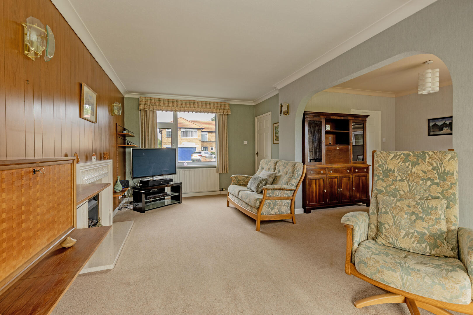 87, Bushey Wood Road, Sheffield, S17 3QD