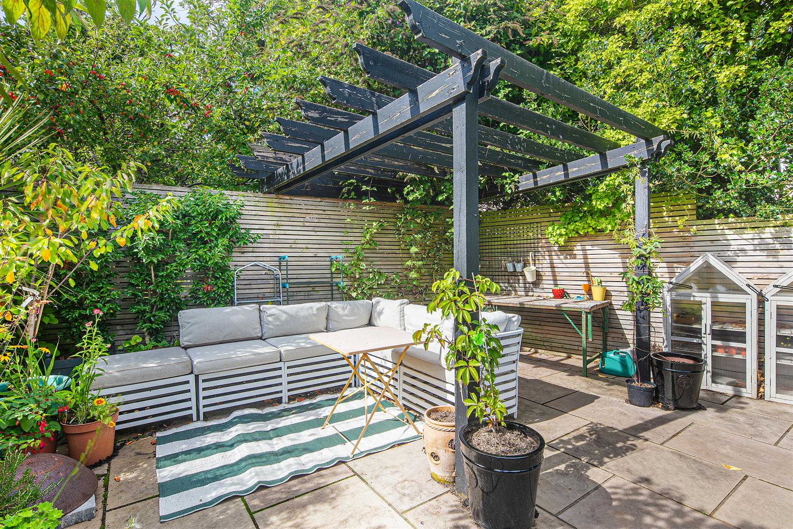 68, Brooklands Crescent, Fulwood Village, Sheffield, S10 4GG
