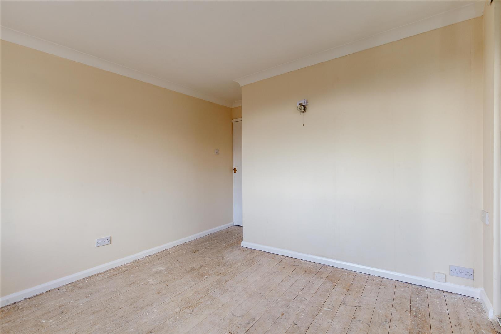 49, Howard Drive, Old Whittington, Chesterfield, S41 9JU